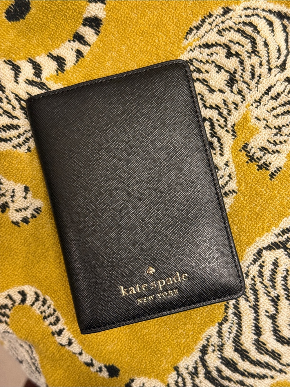 Kate Spade Passport Holder Wallet Saffiano Leather Black Gold Tone Hardware